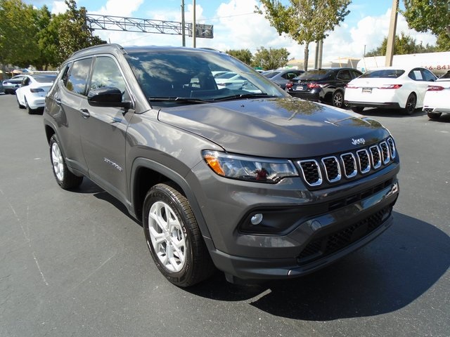 2024 Jeep Compass Latitude 10