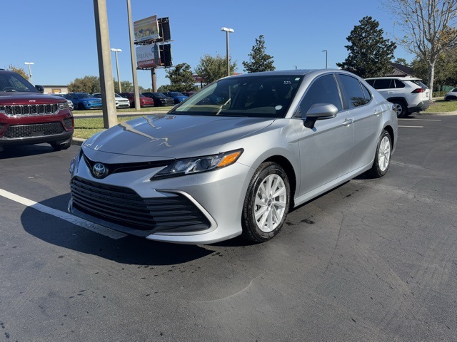 2024 Toyota Camry LE 3