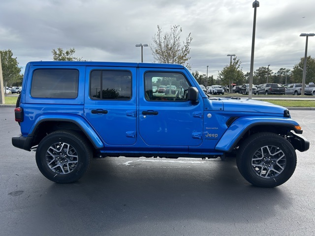 2024 Jeep Wrangler Sahara 4