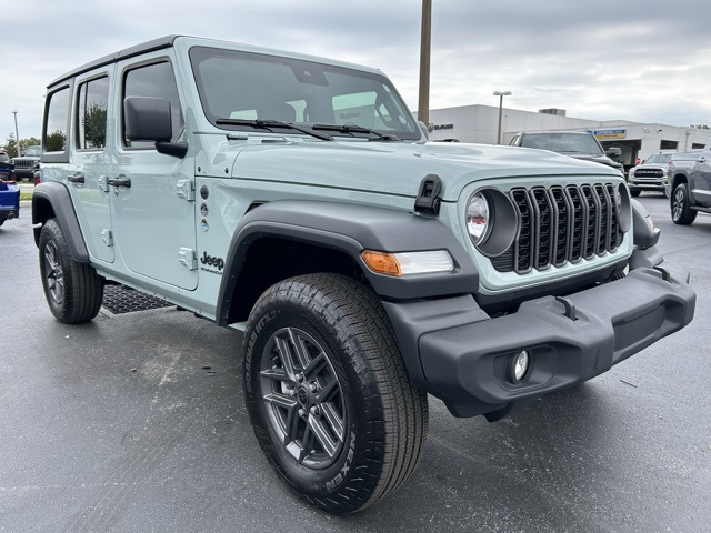 2024 Jeep Wrangler Sport S 3