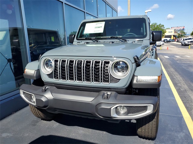 2024 Jeep Wrangler Sahara 2