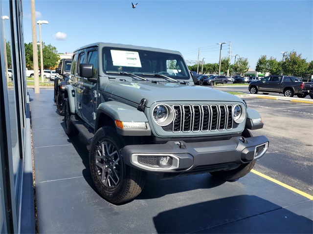 2024 Jeep Wrangler Sahara 20