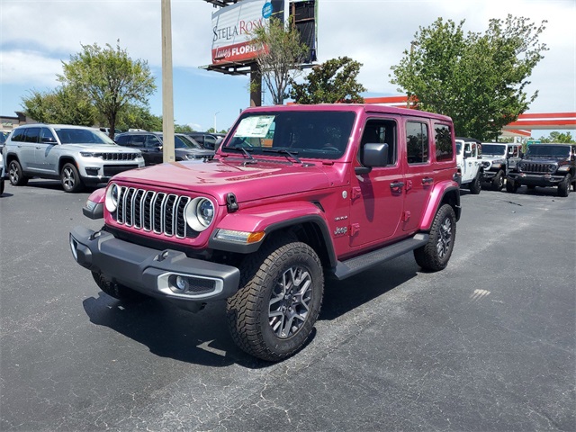 2024 Jeep Wrangler Sahara 3