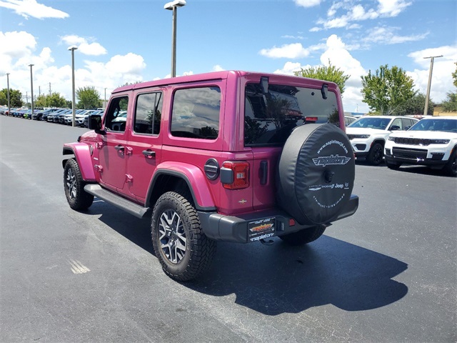 2024 Jeep Wrangler Sahara 18