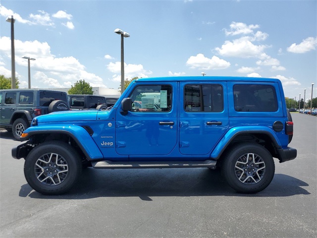 2024 Jeep Wrangler Sahara 3