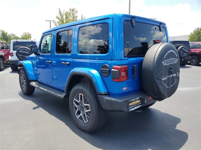 2024 Jeep Wrangler Sahara 4