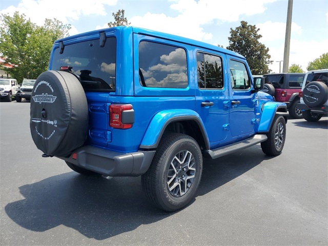 2024 Jeep Wrangler Sahara 5