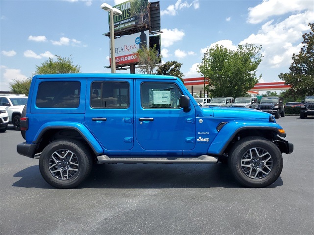 2024 Jeep Wrangler Sahara 6