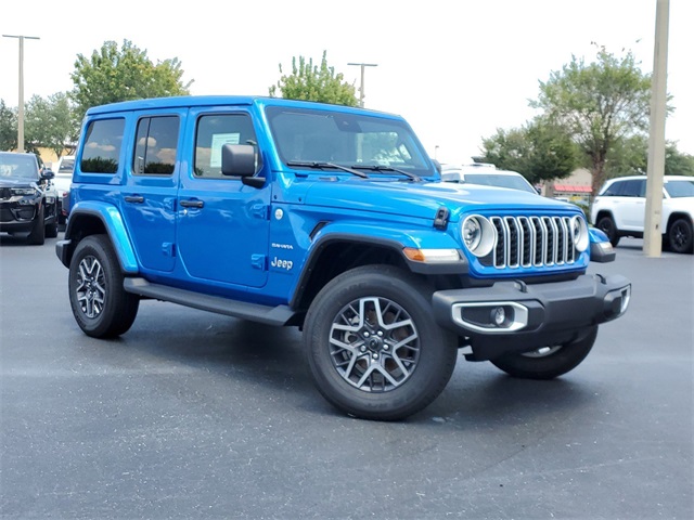 2024 Jeep Wrangler Sahara 30