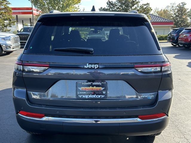 2025 Jeep Grand Cherokee Laredo 7