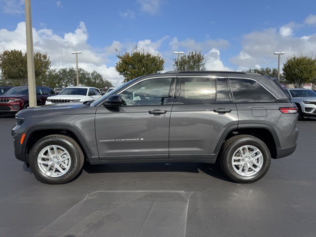 2025 Jeep Grand Cherokee Laredo 4