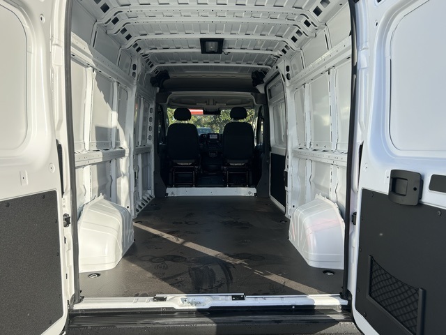 2025 Ram ProMaster 2500 High Roof 7