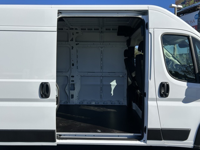 2025 Ram ProMaster 2500 High Roof 7