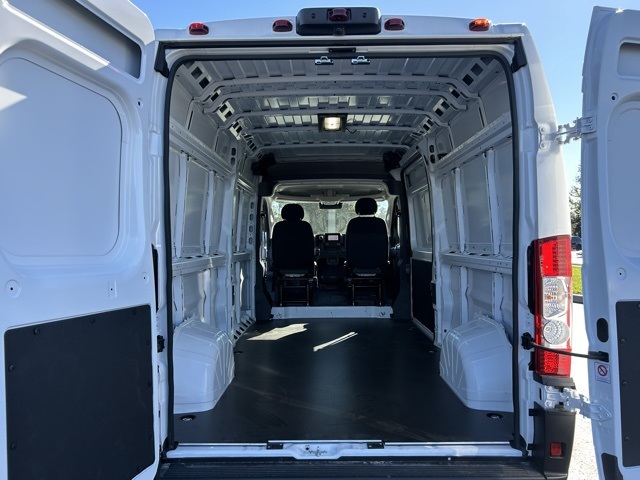 2025 Ram ProMaster 2500 High Roof 8