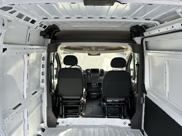 2025 Ram ProMaster 2500 High Roof 10