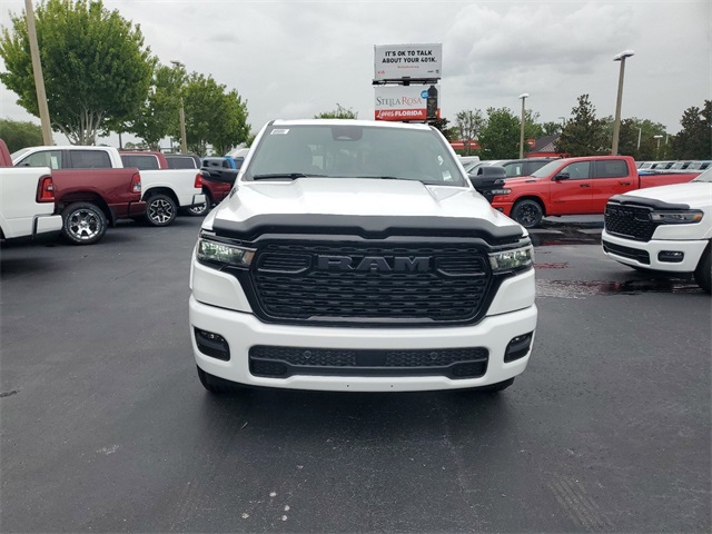 2025 Ram 1500 Big Horn/Lone Star 2