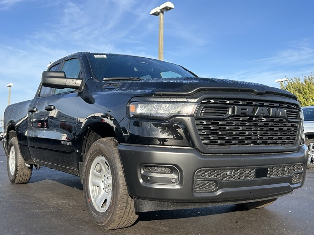 2025 Ram 1500 Tradesman 3