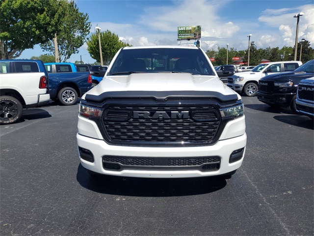 2025 Ram 1500 Big Horn/Lone Star 2