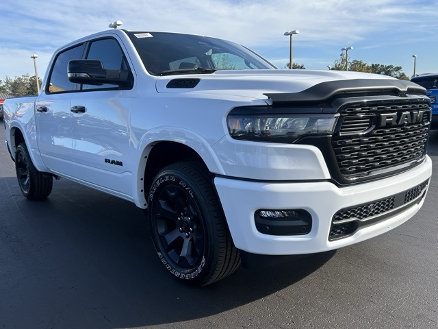 2025 Ram 1500 Big Horn/Lone Star 3