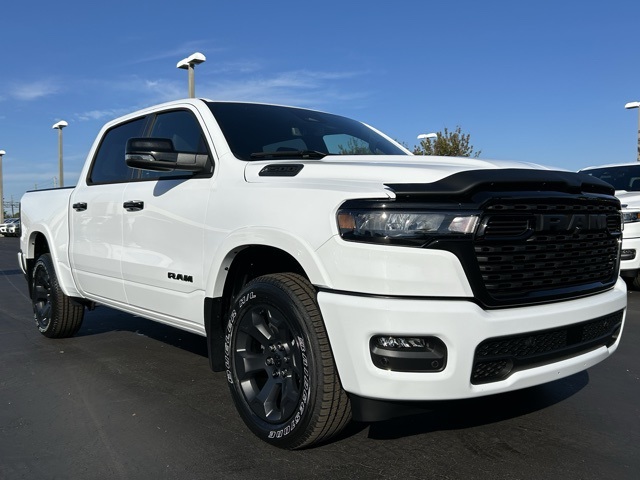 2025 Ram 1500 Big Horn/Lone Star 3