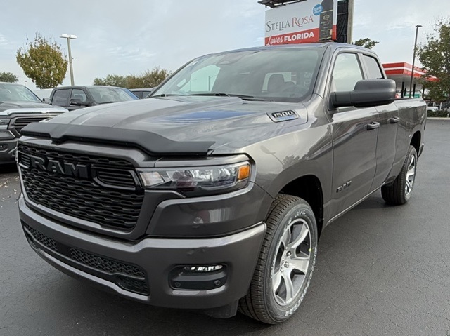 2025 Ram 1500 Tradesman 3