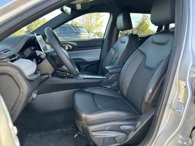 2025 Jeep Compass Latitude 9