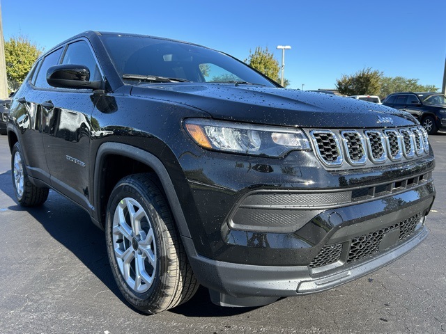 2025 Jeep Compass Sport 3