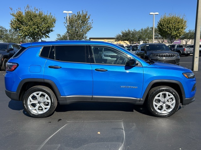 2025 Jeep Compass Sport 4