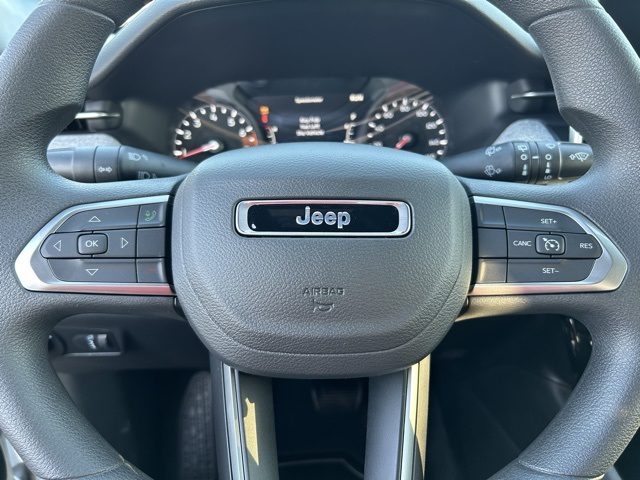 2025 Jeep Compass Sport 12