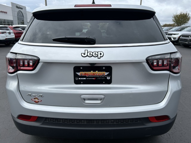 2025 Jeep Compass Sport 6