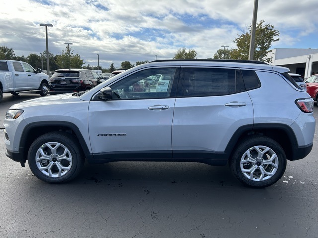 2025 Jeep Compass Latitude 9