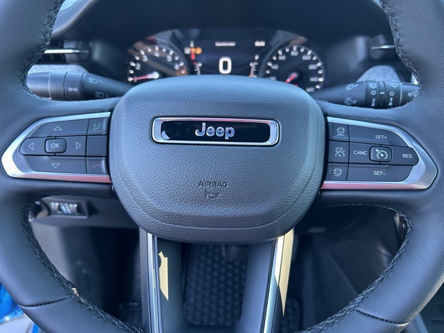 2025 Jeep Compass Latitude 12