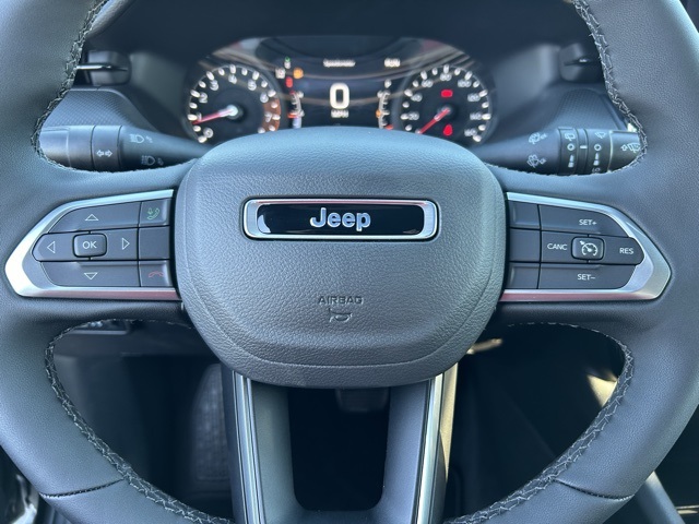 2025 Jeep Compass Latitude 14