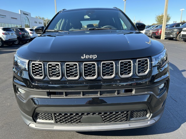 2025 Jeep Compass Latitude 2