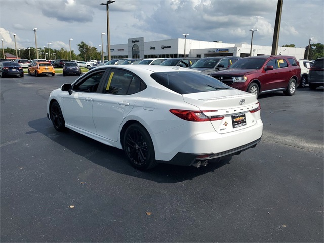 2025 Toyota Camry SE 5