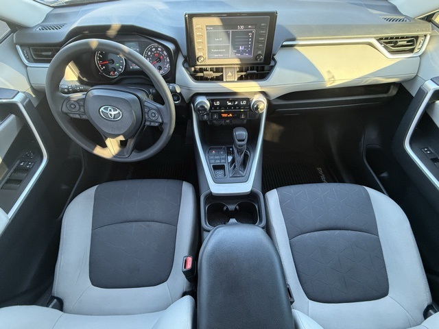 2019 Toyota RAV4 XLE 13