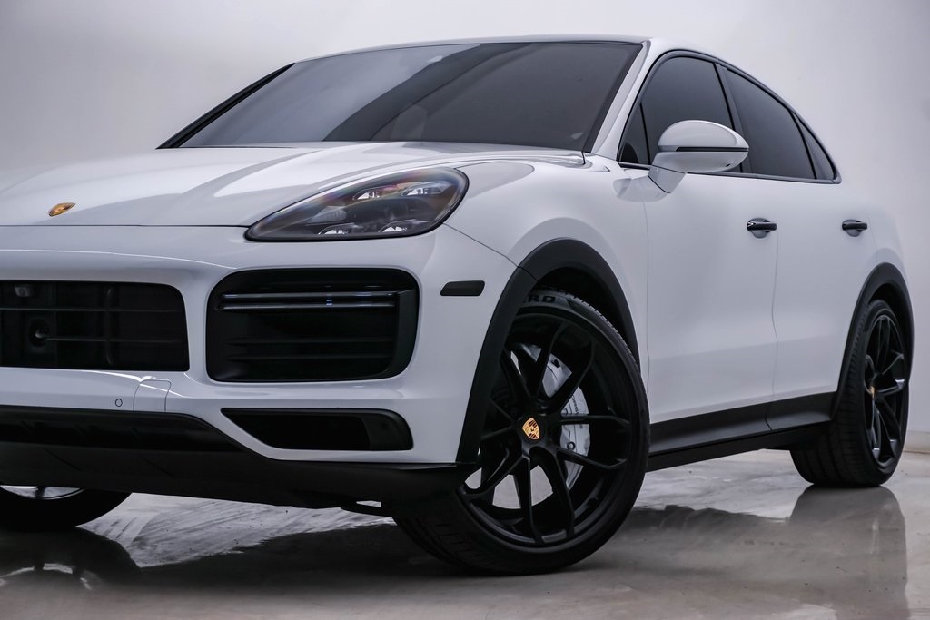 2023 Porsche Cayenne Coupe Turbo 2