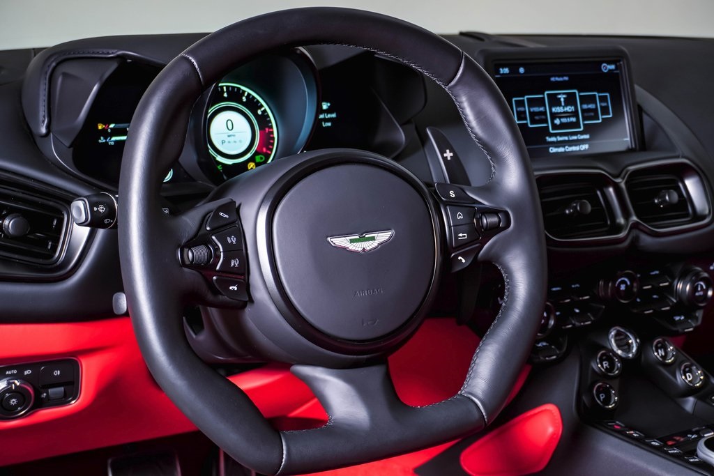 2023 Aston Martin Vantage Coupe 24