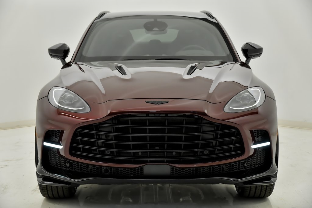 2024 Aston Martin DBX 707 3