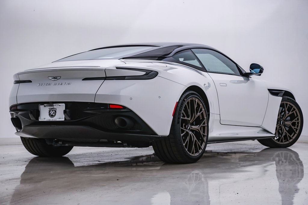 2024 Aston Martin DB12 Coupe 9