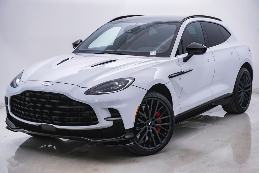 2024 Aston Martin DBX 707 3