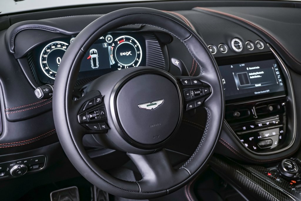 2024 Aston Martin DBX 707 27