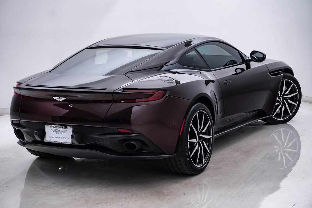 2018 Aston Martin DB11 Coupe 11