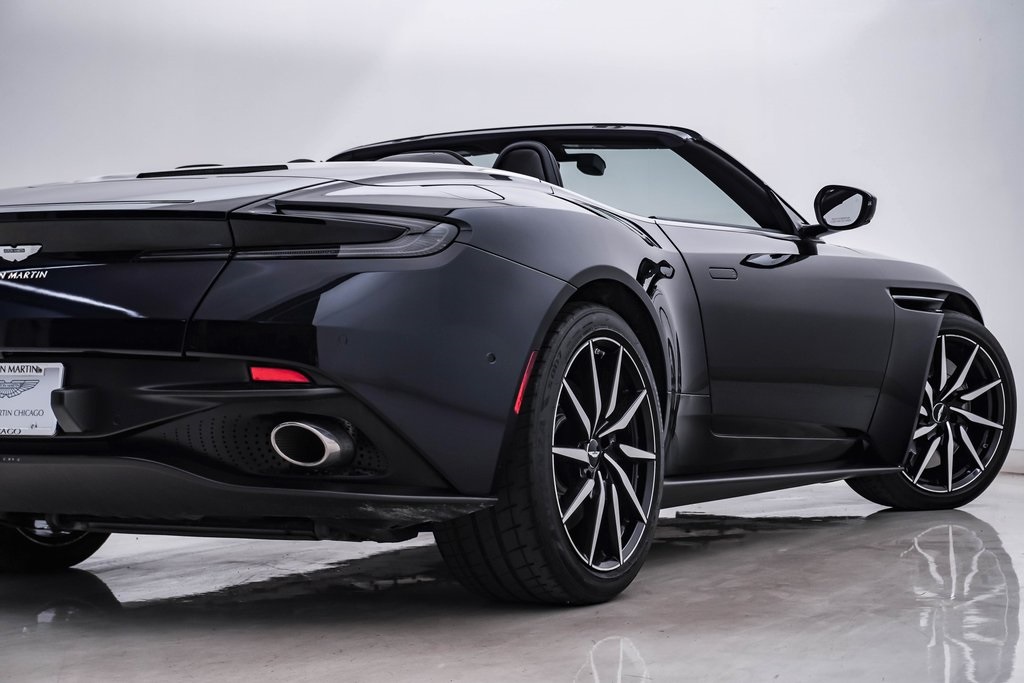 2019 Aston Martin DB11 Volante 11