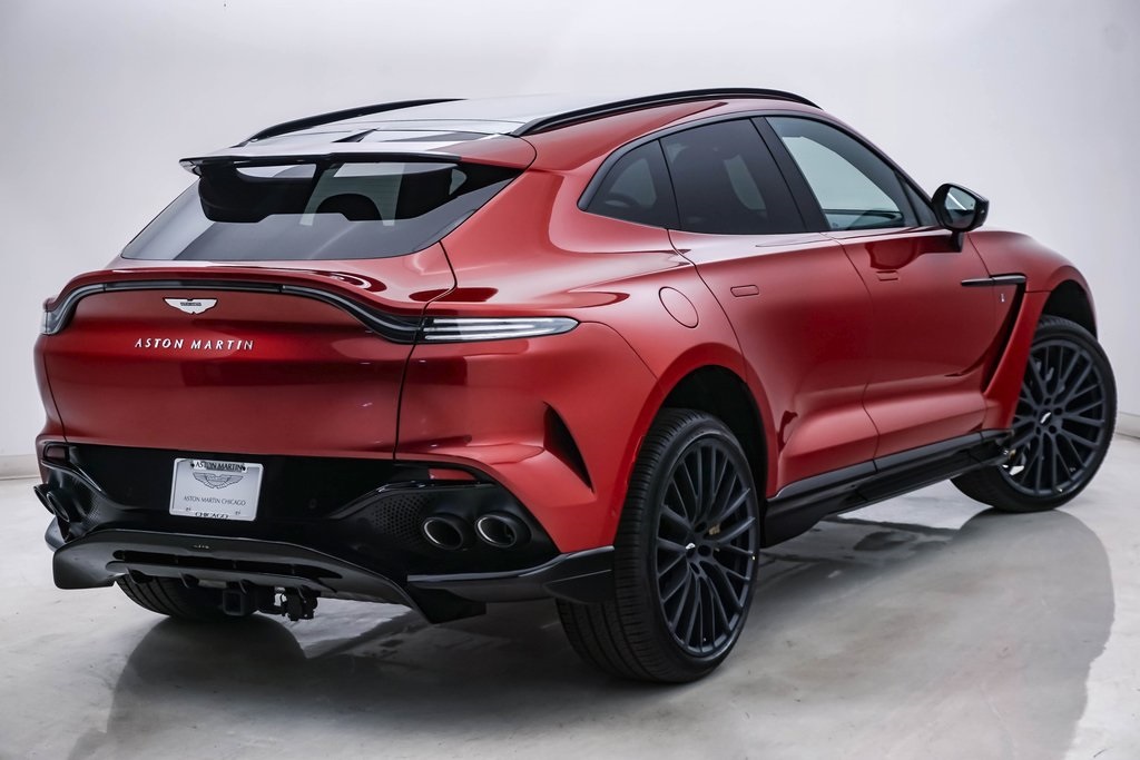 2024 Aston Martin DBX 707 12