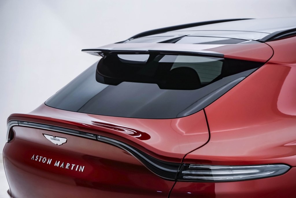 2024 Aston Martin DBX 707 14