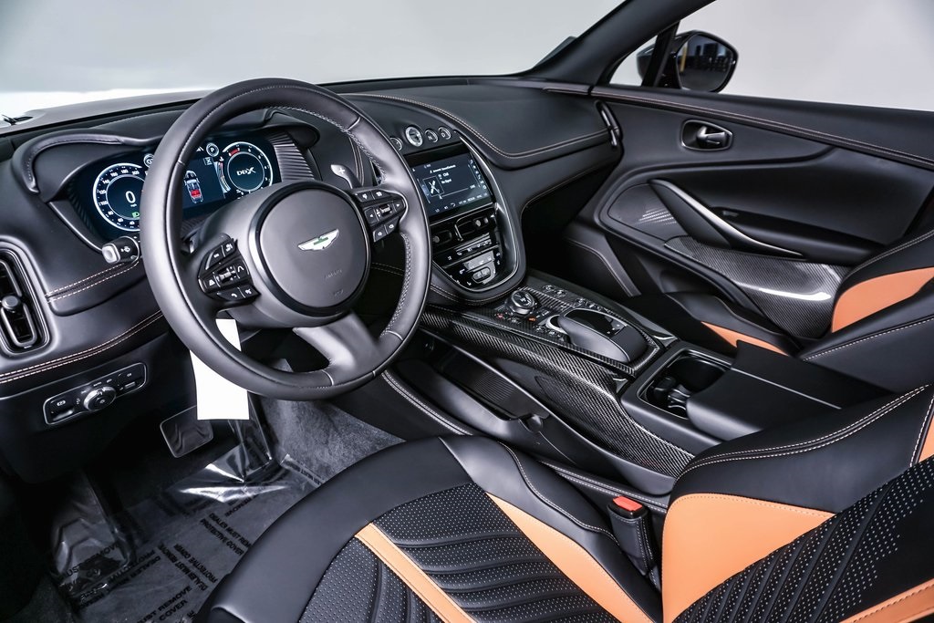 2024 Aston Martin DBX 707 25