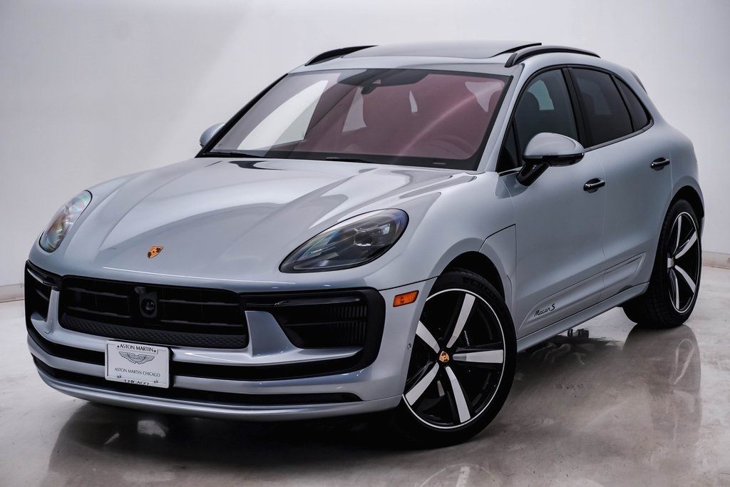 2025 Porsche Macan S 2