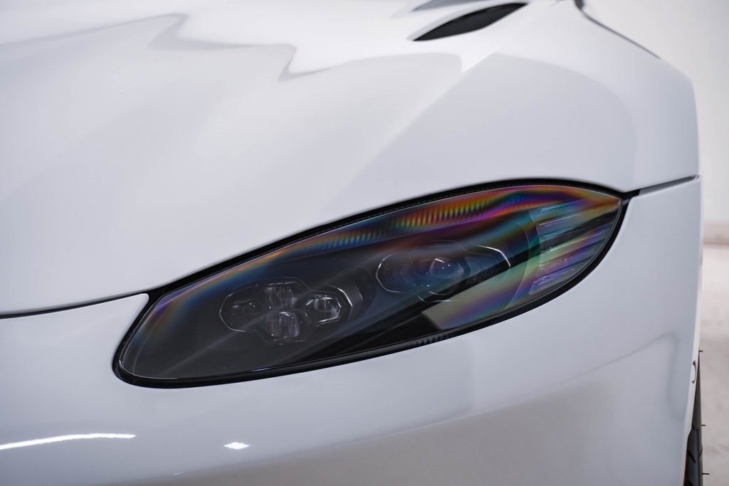 2020 Aston Martin Vantage Base 7