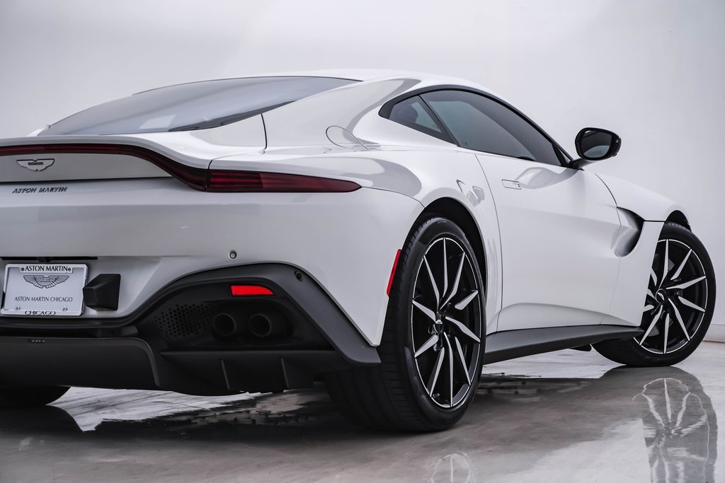 2020 Aston Martin Vantage Base 10